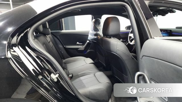 Mercedes-Benz A-Class W177 2024 Черный из Кореи, фото 3