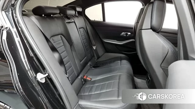 BMW 3 Series (G20) 2024 Черный из Кореи, фото 3