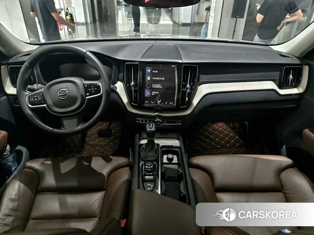 Volvo XC60 2020 Шампань из Китая, фото 3
