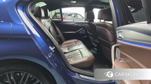 BMW 5 Series (G30) 2018 Синий из Кореи, фото 3