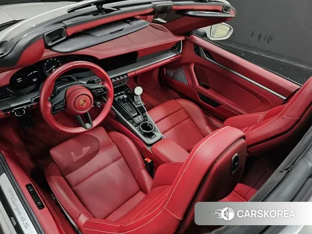 Porsche 911(992) 2024 Серебристо-серый из Кореи, фото 3