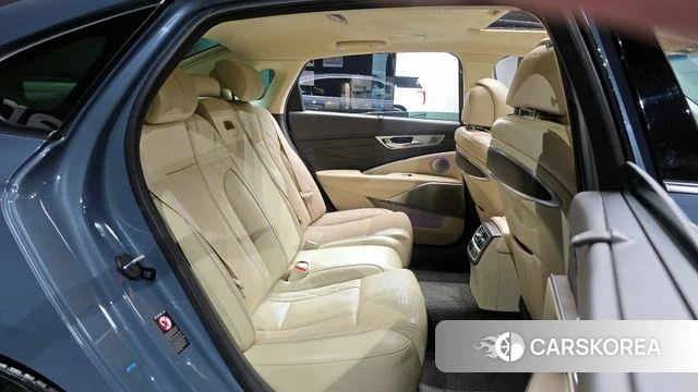 Kia More K9 2019 Светло-серебряный цвет из Кореи, фото 3