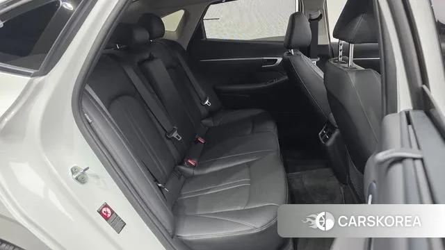 Hyundai Sonata (DN8) 2021 Белый из Кореи, фото 3