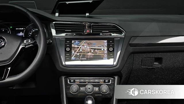 Volkswagen Tiguan second Generation 2020 Серый из Кореи, фото 3
