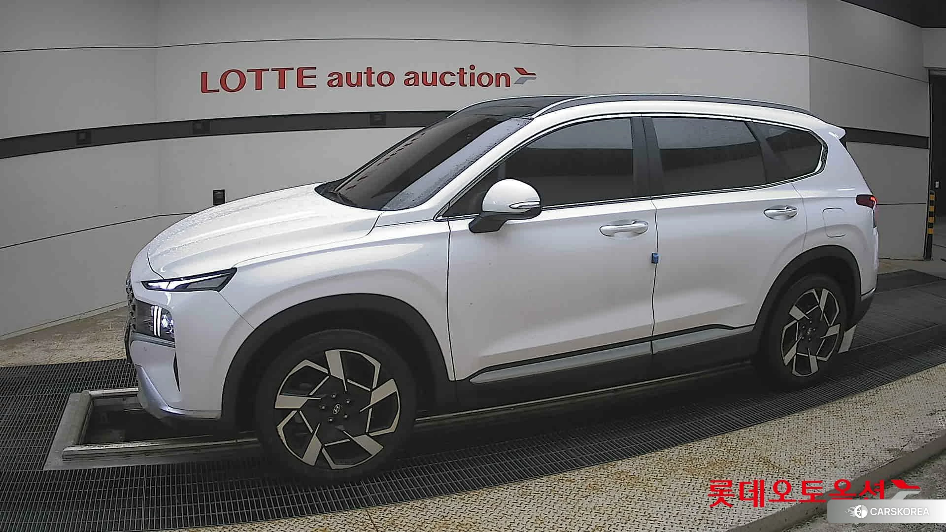 Hyundai Santa Fe 2021 Белый из Кореи, фото 3