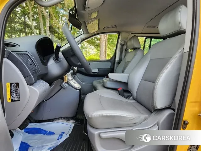 Hyundai The New Grand Starex 2018 Желтый из Кореи, фото 3