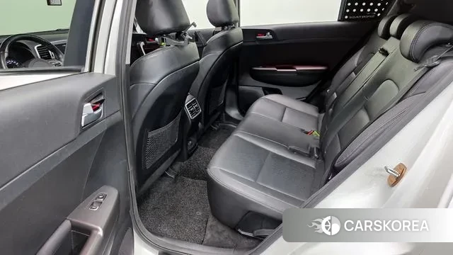 Kia Sportage 4th Generation 2018 Белый из Кореи, фото 3