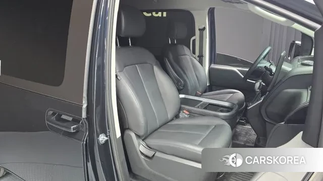 Hyundai Staria 2023 Синий из Кореи, фото 3