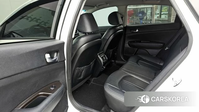 Kia The New K5 2nd generation 2019 Белый из Кореи, фото 3