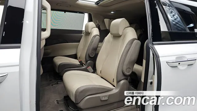 Kia The New Carnival 4th Generation 2024 Белый из Кореи, фото 3