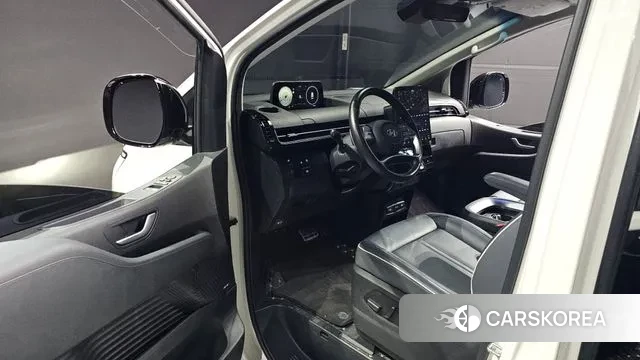 Hyundai Staria 2021 Белый из Кореи, фото 3