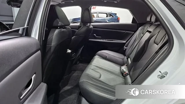 Hyundai Avante (CN7) 2023 Белый из Кореи, фото 3