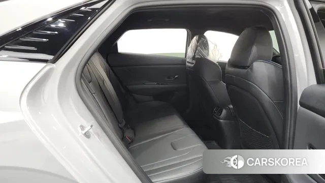 Hyundai Avante (CN7) 2021 Серебряный из Кореи, фото 3