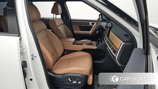 Hyundai Santa Fe (MX5) 2023 Белый из Кореи, фото 3