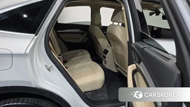 Audi Q5 (FY) 2023 Белый из Кореи, фото 3