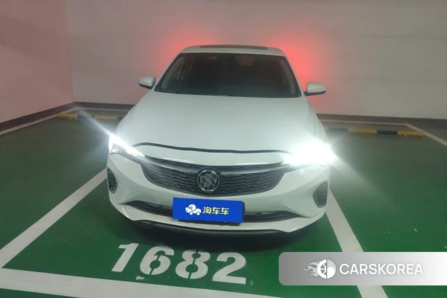 Buick Weilang 2022 Белый из Китая, фото 3