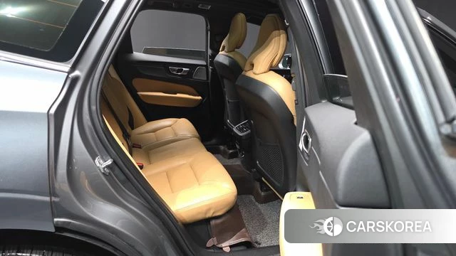 Volvo XC60 second Generation 2019 Серый из Кореи, фото 3