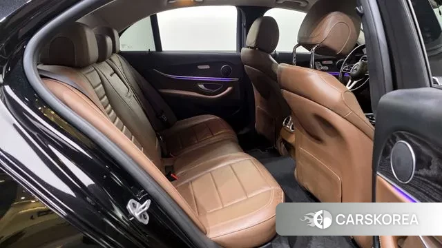 Mercedes-Benz E-Class W213 2020 Черный из Кореи, фото 3