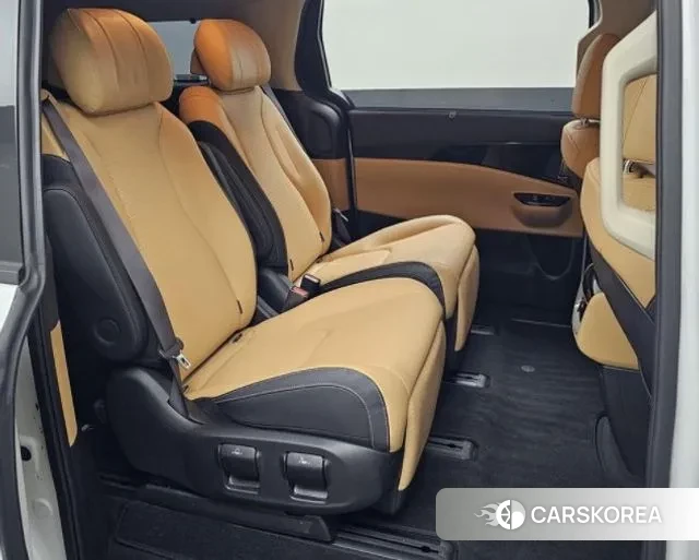 Kia Carnival 4th generation 2023 Белый из Кореи, фото 3