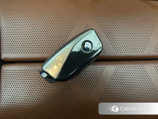 BMW i7 2023 Черный из Китая, фото 3
