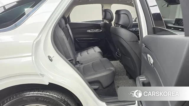 Genesis GV70 2023 Белый из Кореи, фото 3