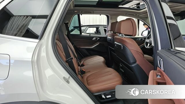 BMW X5 (G05) 2024 Белый из Кореи, фото 3