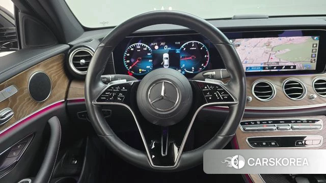 Mercedes-Benz E-Class W213 2021 Черный из Кореи, фото 3