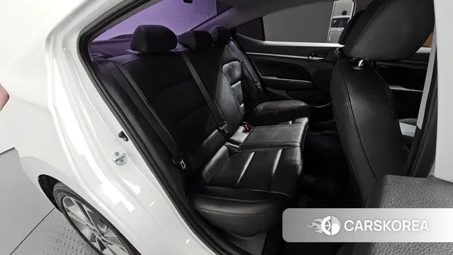 Hyundai Avante AD 2018 Белый из Кореи, фото 3