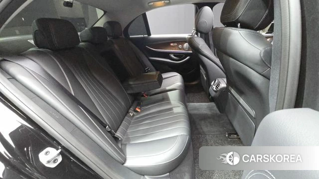 Mercedes-Benz E-Class W213 2020 Черный из Кореи, фото 3