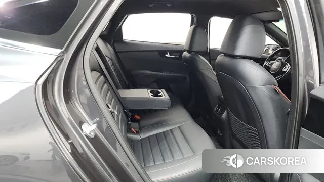 Kia The New K3 2nd generation 2023 Серый из Кореи, фото 3