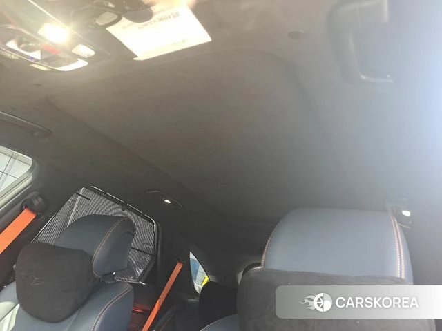 Genesis GV70 2024 Белый из Кореи, фото 3