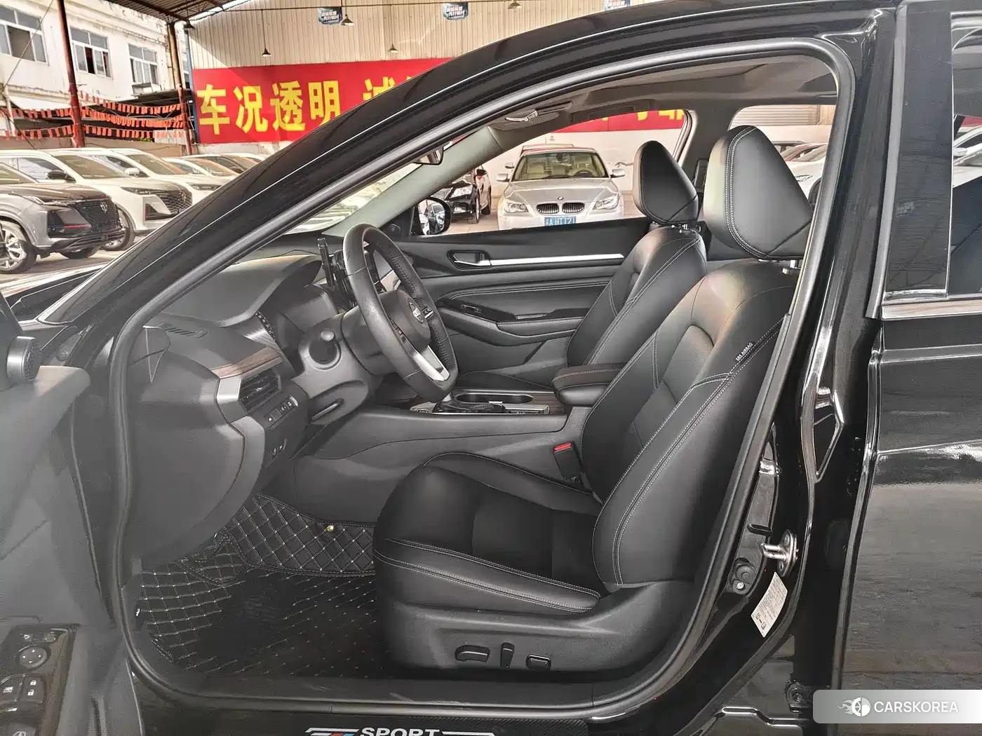 Nissan Altima 2023 Черный из Китая, фото 3