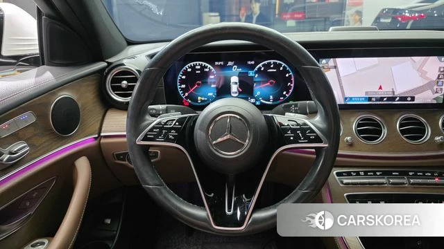 Mercedes-Benz E-Class W213 2021 Белый из Кореи, фото 3