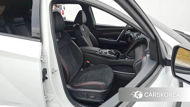 Hyundai Tucson (NX4) 2023 Белый из Кореи, фото 3