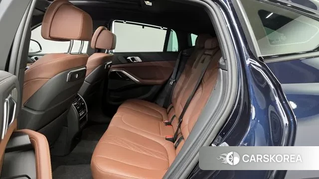 BMW X6 (G06) 2024 Черный из Кореи, фото 3