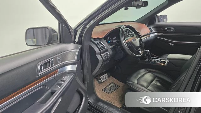 Ford Explorer 2018 Черный из Кореи, фото 3