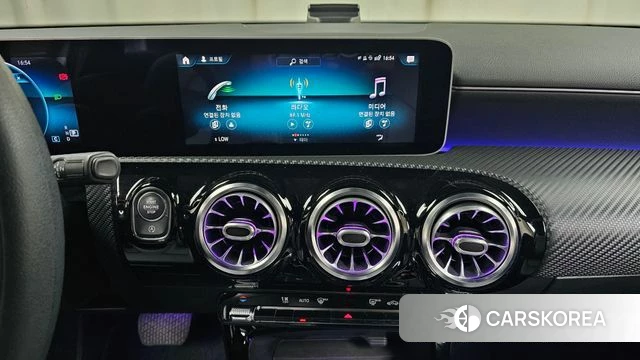 Mercedes-Benz A-Class W177 2020 Белый из Кореи, фото 3