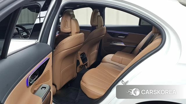Mercedes-Benz E-Class W214 2024 Белый из Кореи, фото 3