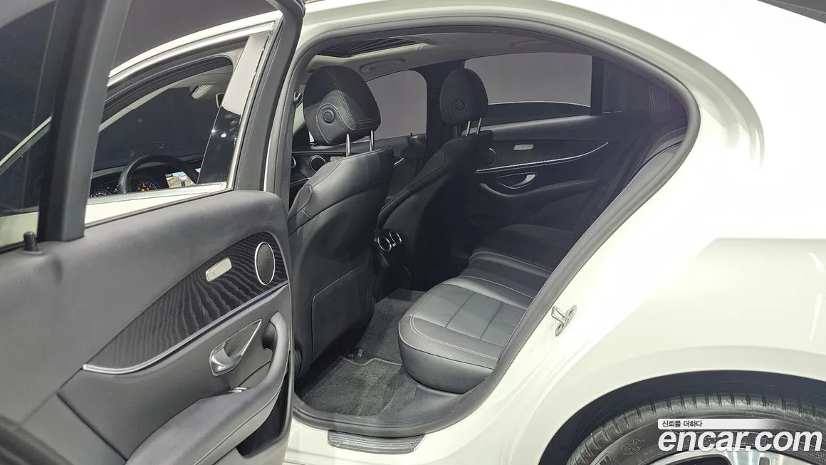 Mercedes-Benz E-Class W213 2019 Белый из Кореи, фото 3