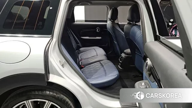 Mini Cooper S Clubman 2022 Серебряный из Кореи, фото 3