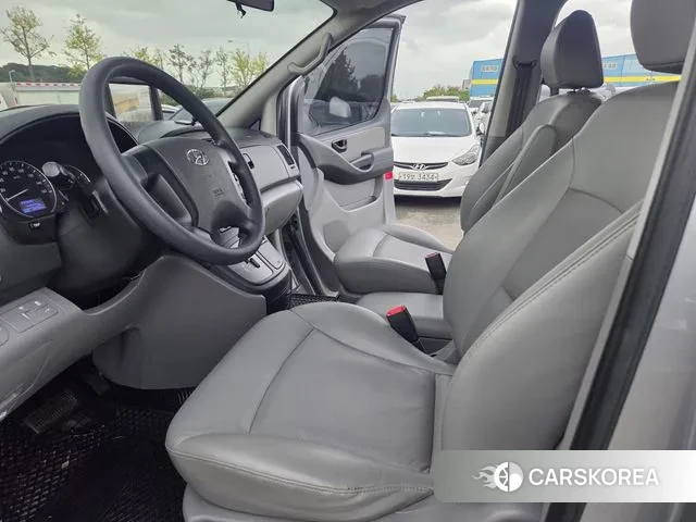 Hyundai The New Grand Starex 2018 Серебристо-серый из Кореи, фото 3