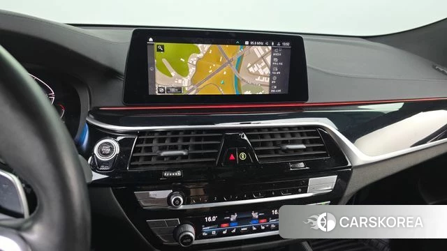 BMW 6 Series GT (G32) 2019 Белый из Кореи, фото 3