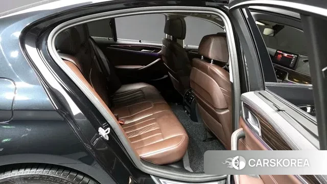 BMW 5 Series (G30) 2023 Черный из Кореи, фото 3