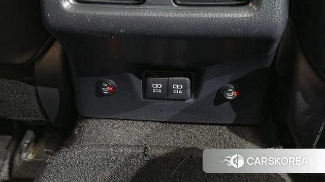 Toyota Camry (XV70) 2018 Белый из Кореи, фото 3