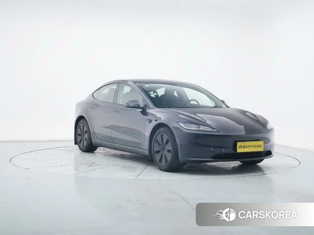 Tesla Model 3 2025 Темно-серый из Китая, фото 3