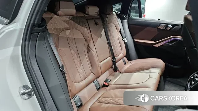 BMW X6 (G06) 2022 Белый из Кореи, фото 3