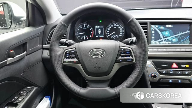 Hyundai Avante AD 2018 Белый из Кореи, фото 3