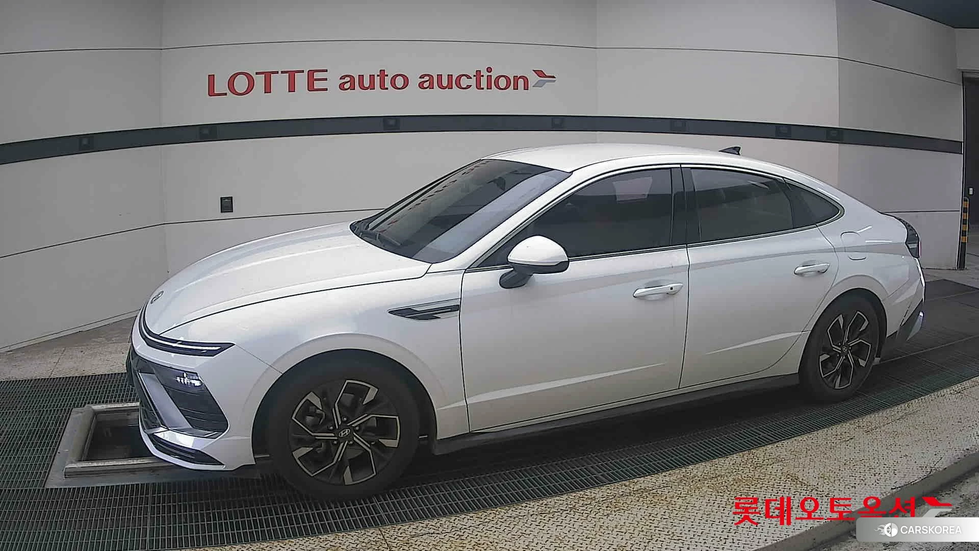 Hyundai Sonata 2024 Serenity White Pearl из Кореи, фото 3