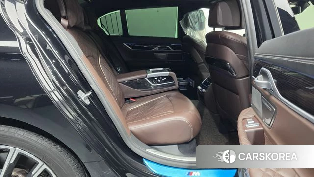 BMW 7 Series (G11) 2020 Черный из Кореи, фото 3