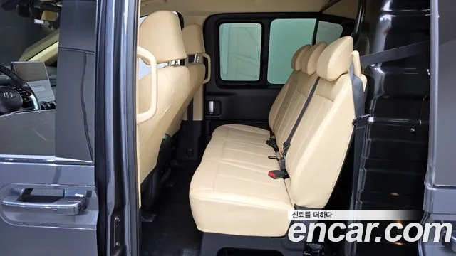 Hyundai Staria 2022 Серый из Кореи, фото 3